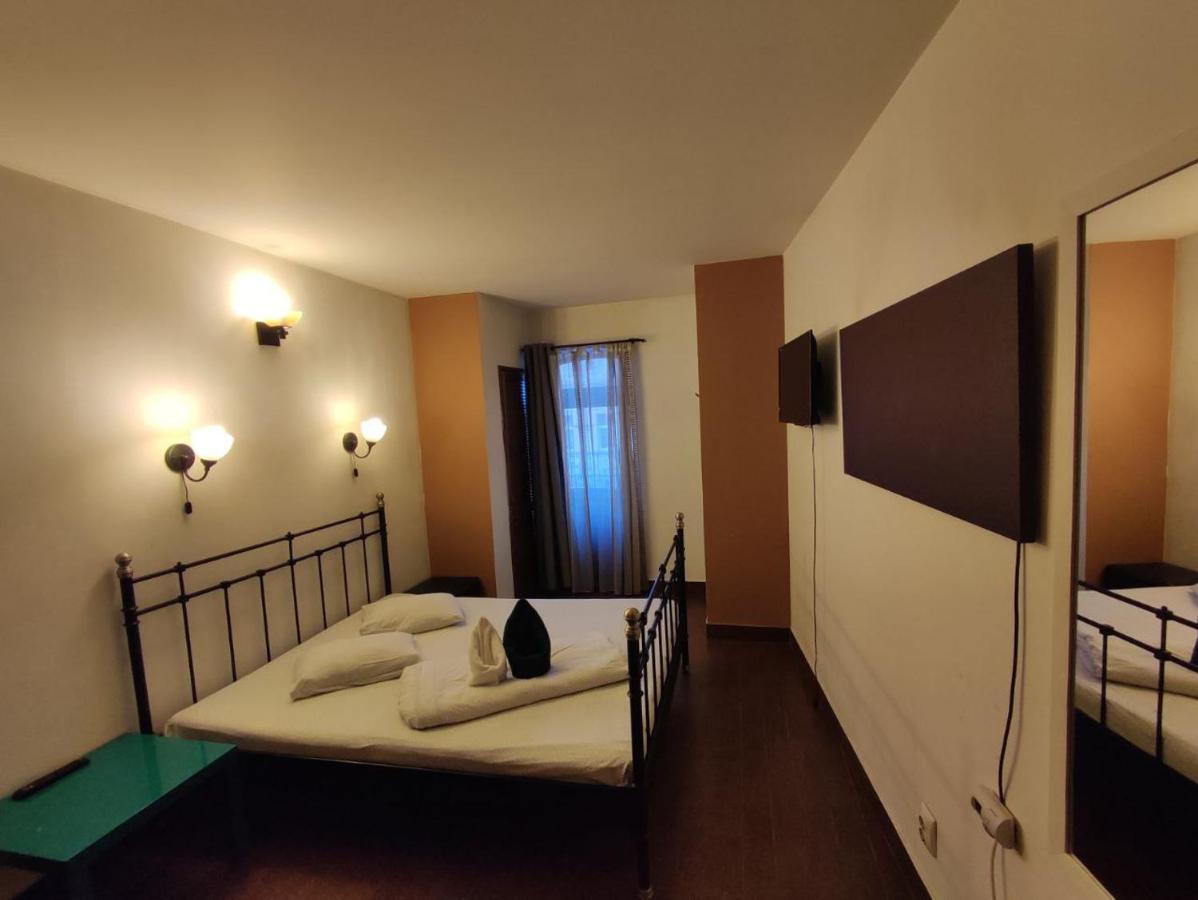 Scarlette Hotel Brasov Ngoại thất bức ảnh